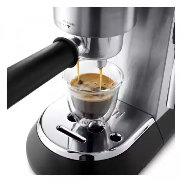 DELONGHI Dedica Style Aparat za espresso kafu EC685.M