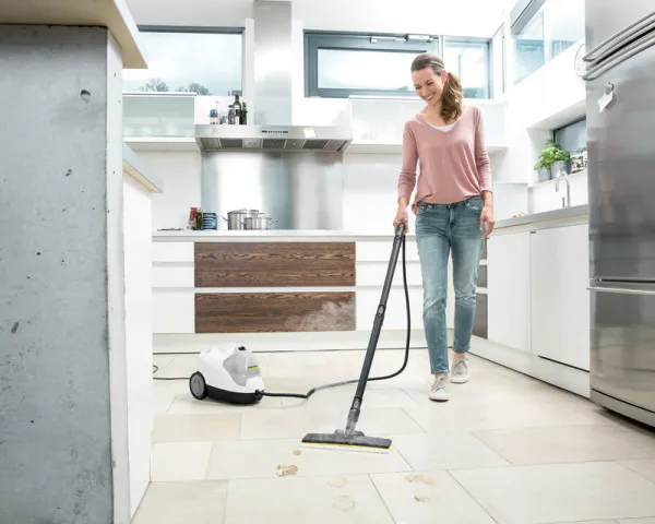 KARCHER SC 4 EASYFIX Paročistač beli 