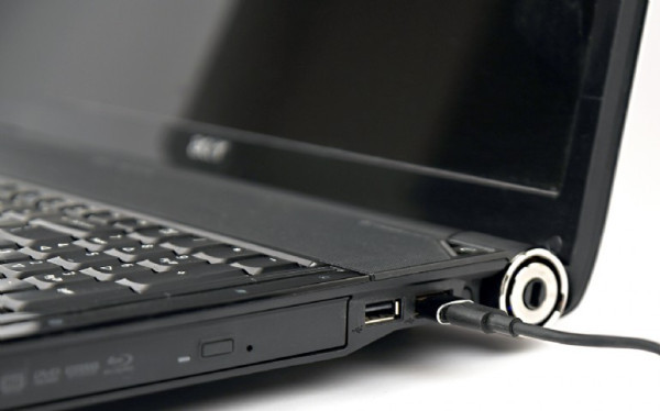 https://www.laptopcentar.rs/images/products/big/148813.jpg
