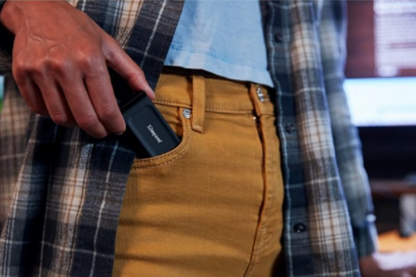 Portable SSD 2TB, XS1000, USB 3.2 Gen.2x2 (20Gbps), Read up to 1,050MB/s, Write up to 1,000 MB/s, Red ( SXS1000R/2000G ) 