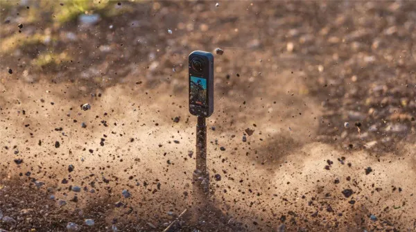 Insta360 X5 Essentials Bundle