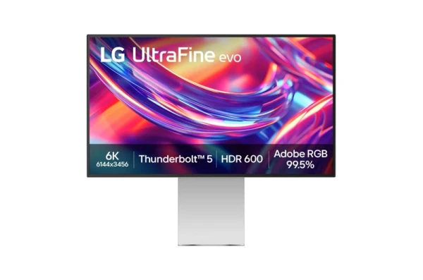 LG UltraFine 31.5'' IPS 32U990A-S Monitor