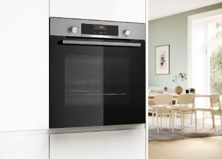 Bosch ugradna rerna HBG536ES4