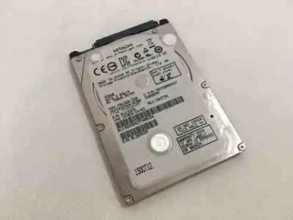 HDD 2.5'' ** 320GB HCC545032A7E380 HITACHI 5400RPM 8MB SATA 7mm
