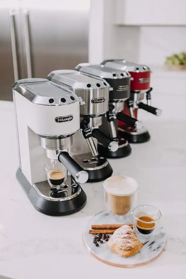 DeLonghi espresso aparat EC 685.M Sivi